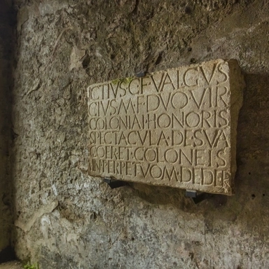 Roman Text